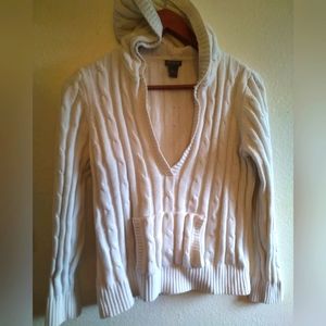EUC Ann Taylor Creme Cable Knit V-Neck Hooded Sweater